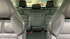 MG Hs 1.5 T-GDI Exclusive 5dr Petrol Hatchback